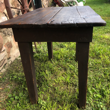 Load image into Gallery viewer, Primitive Pine Table
